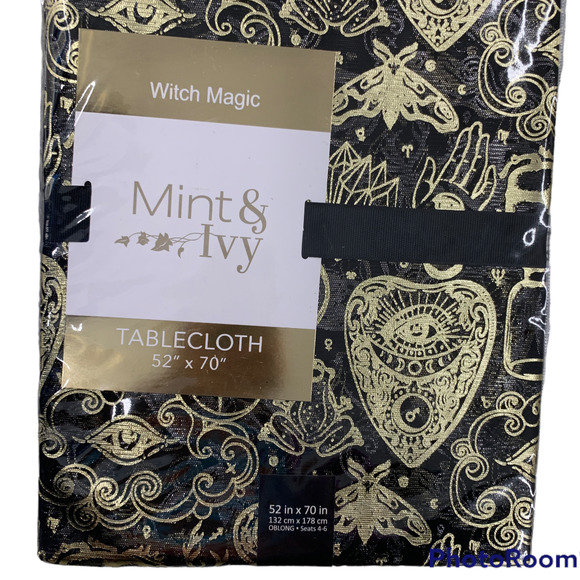 Halloween Spirit Mint & Ivy Metallic Witch Magic Palmistry 52 X 70 Tablecloth - Picture 1 of 6